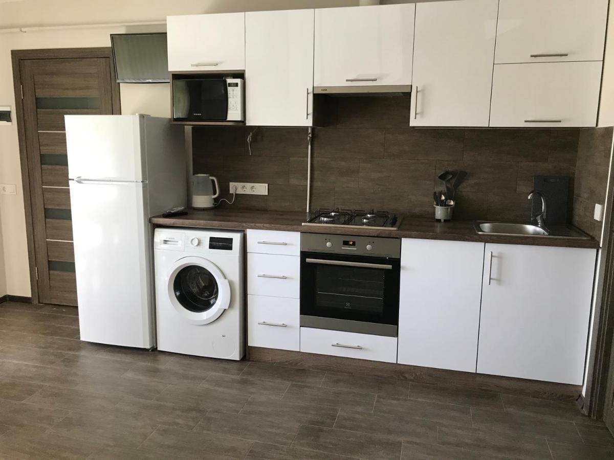 Вулиця 8-Го Березня Апартаменты Myrhorod Exterior photo